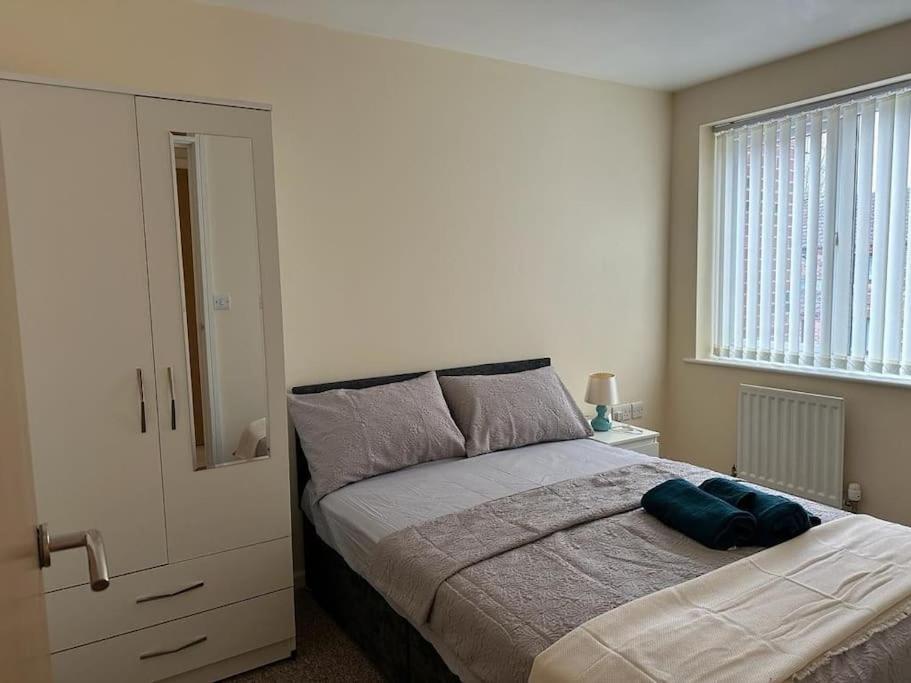 Rooms 7 Minutes From Etihad Manchester Exterior photo